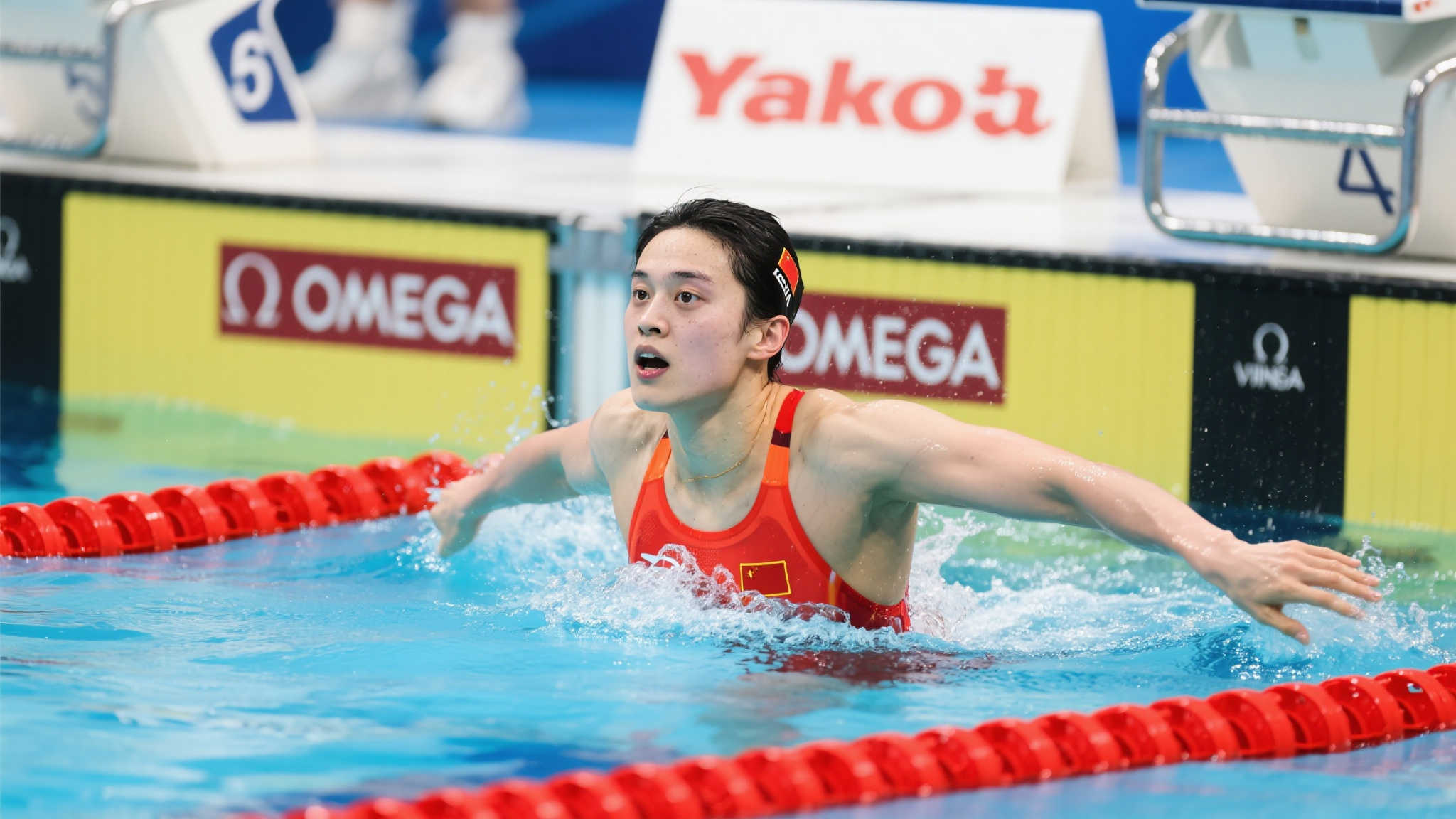 李冰洁15分43秒94狂破1500米自全国纪录,碾压对手轻松套圈! 李冰洁15分43秒94狂破1500米自全国纪录,碾压对手轻松套圈!